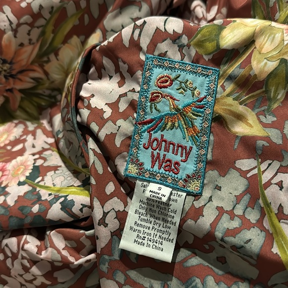 Johnny Was (reversible). Puffy (puff) coat but light weight coat. - Picture 11 of 12